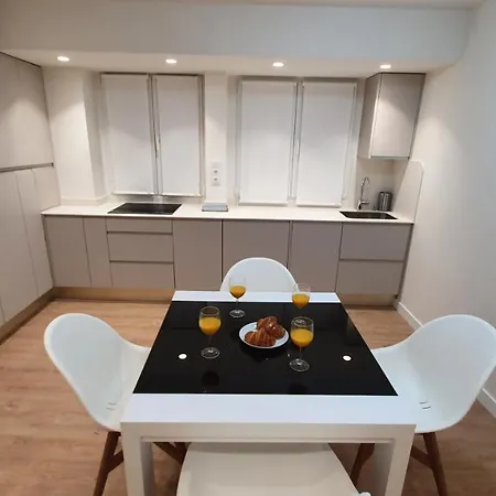 Auditorio Vicele - 4/6 Pax, Recién Reformado, Wifi *